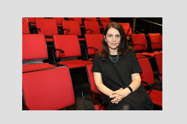 Στην βαθμίδα της Καθηγήτριας εκλέχθηκε η Κοσμητόρισσα της Σχολής Ανθρωπιστικών και Κοινωνικών Σπουδών κα Αύρα Σιδηροπούλου